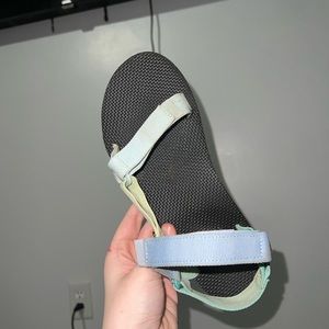 Women’s Sandals